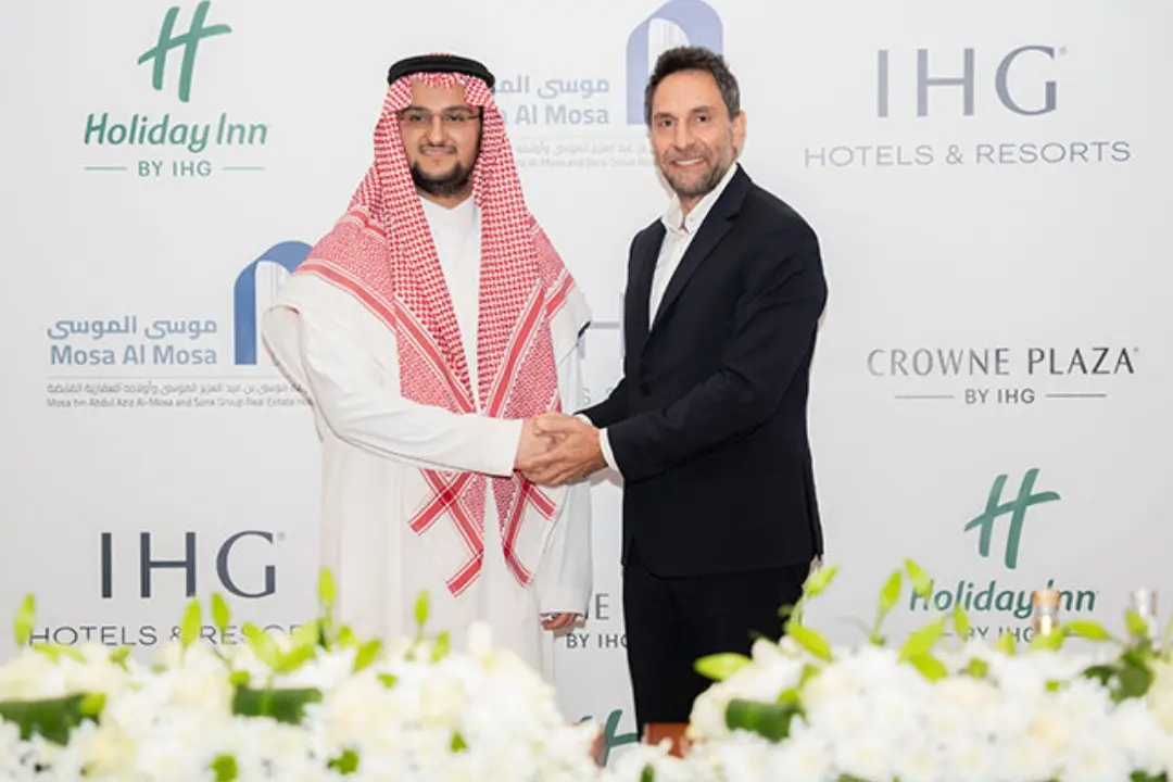 Abdulaziz bin Mosa Al mosa and Haitham Mattar