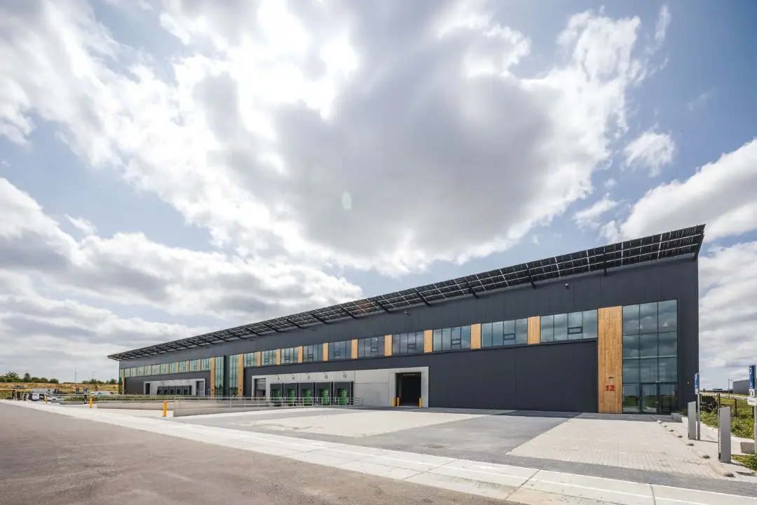 SEGRO Barnsteen development Nacex lease